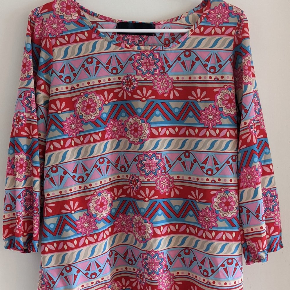 Flowy colorful blouse